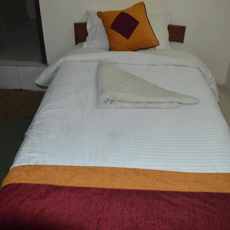 Kings Land Hotel Катманду Екстериор снимка