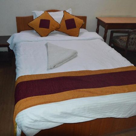 Kings Land Hotel Катманду Екстериор снимка