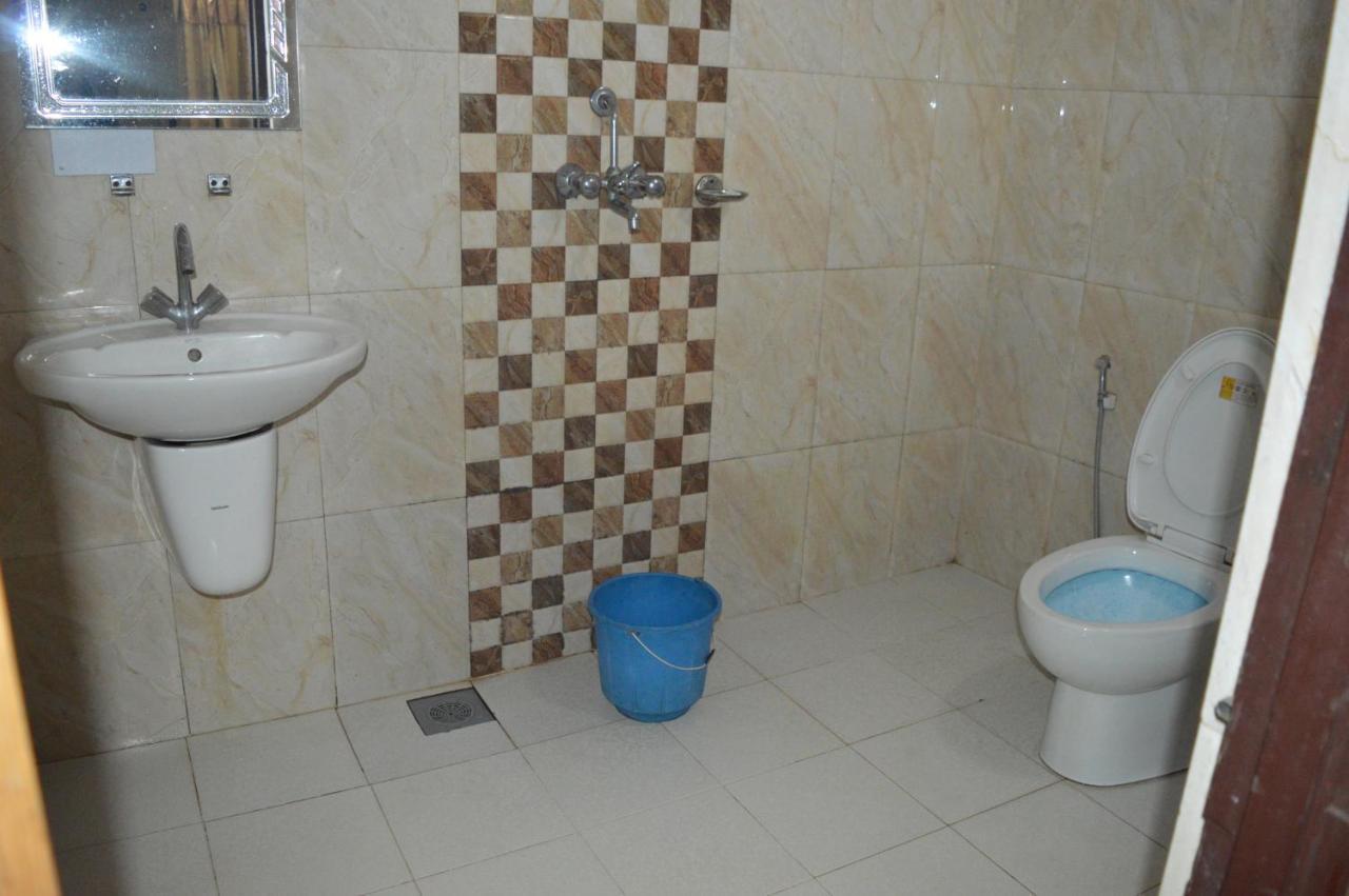 Kings Land Hotel Катманду Екстериор снимка