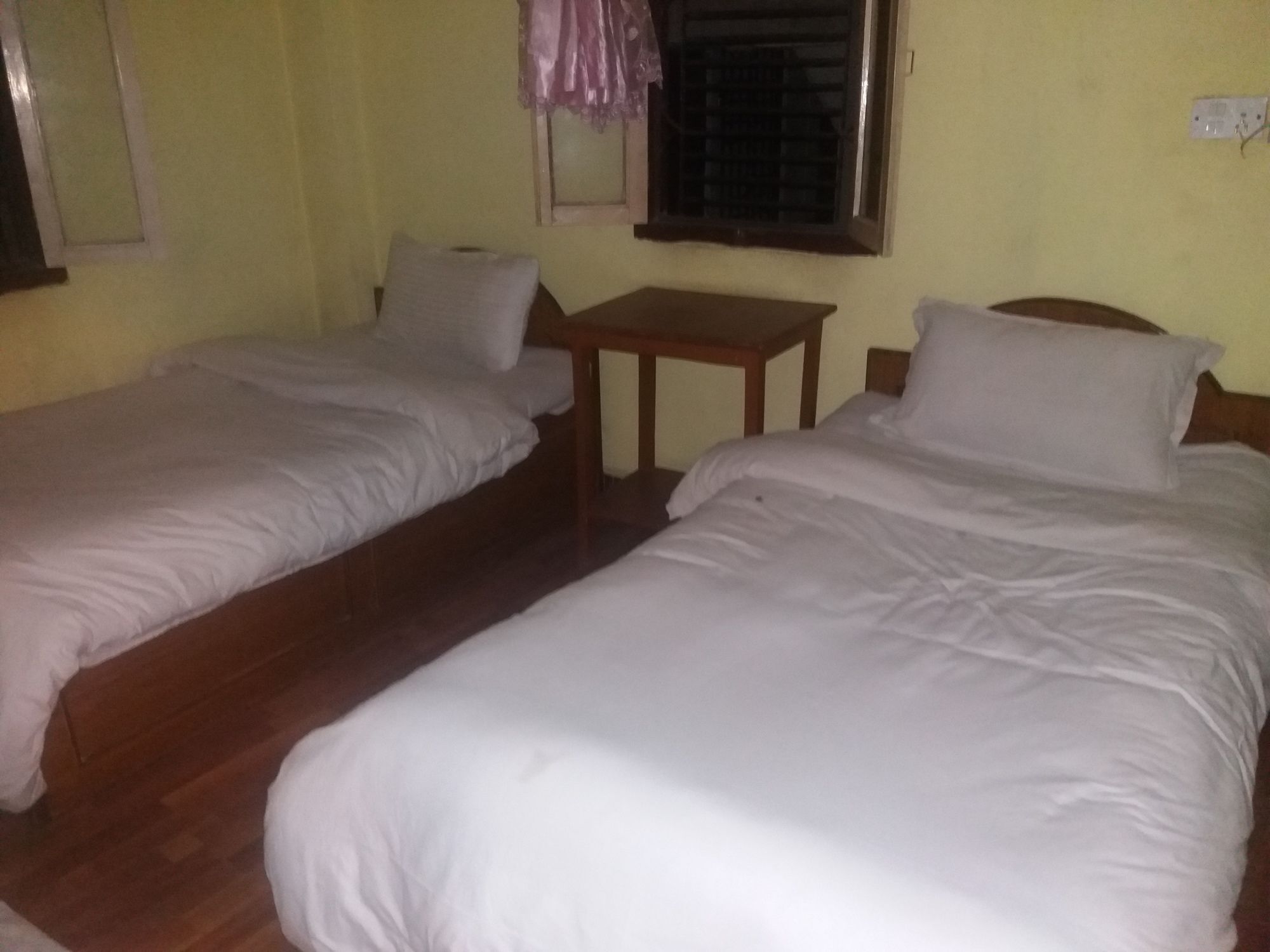 Kings Land Hotel Катманду Екстериор снимка